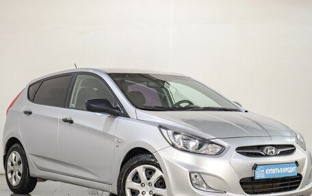 Hyundai Solaris II рестайлинг, 2013 год, 639 000 рублей, 2 фотография