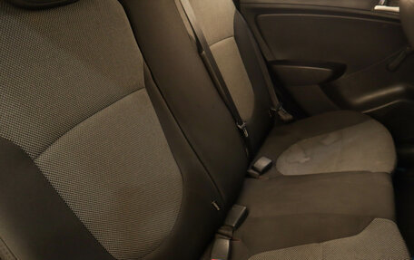 Hyundai Solaris II рестайлинг, 2013 год, 639 000 рублей, 14 фотография