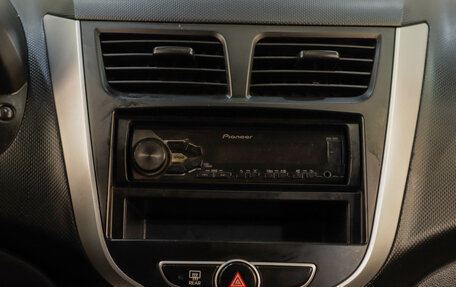 Hyundai Solaris II рестайлинг, 2013 год, 639 000 рублей, 10 фотография