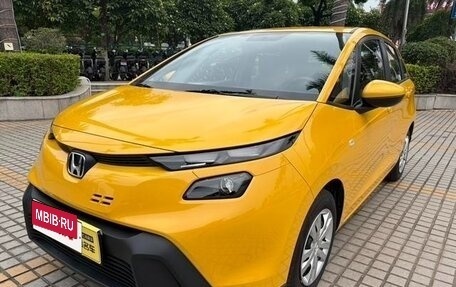 Honda Fit, 2026 год, 2 100 000 рублей, 3 фотография