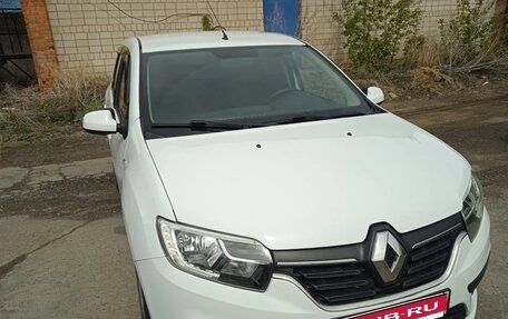 Renault Logan II, 2020 год, 1 180 000 рублей, 2 фотография