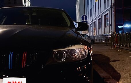 BMW 3 серия, 2010 год, 780 000 рублей, 2 фотография