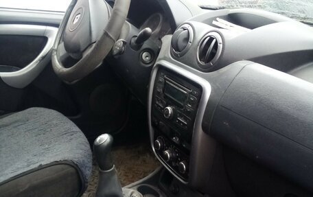 Renault Duster I рестайлинг, 2012 год, 550 000 рублей, 4 фотография