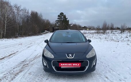 Peugeot 308 II, 2012 год, 550 000 рублей, 2 фотография