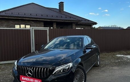 Mercedes-Benz C-Класс, 2017 год, 2 320 000 рублей, 2 фотография