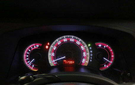 Toyota ISis I, 2013 год, 1 350 000 рублей, 13 фотография