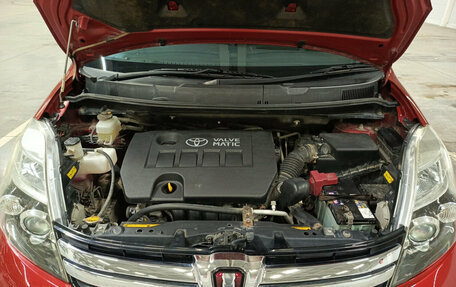 Toyota ISis I, 2013 год, 1 350 000 рублей, 9 фотография