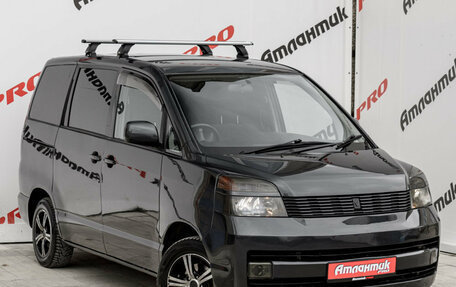 Toyota Voxy II, 2002 год, 695 000 рублей, 5 фотография