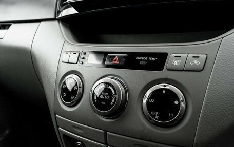 Toyota Voxy II, 2002 год, 695 000 рублей, 14 фотография