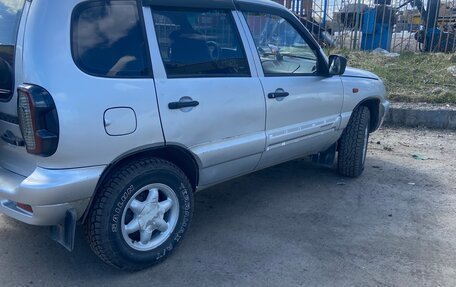 Chevrolet Niva I рестайлинг, 2005 год, 420 000 рублей, 2 фотография