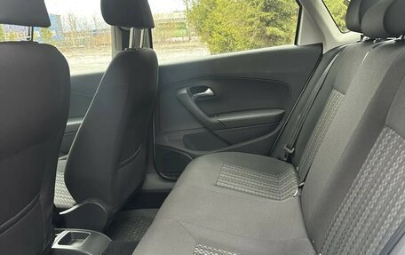 Volkswagen Polo VI (EU Market), 2016 год, 750 000 рублей, 20 фотография