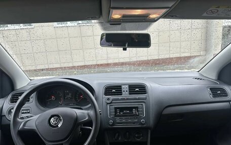 Volkswagen Polo VI (EU Market), 2016 год, 750 000 рублей, 17 фотография