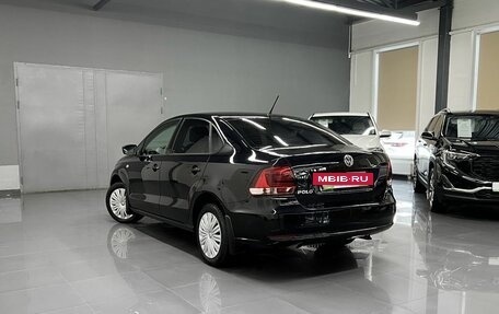 Volkswagen Polo VI (EU Market), 2015 год, 1 045 000 рублей, 6 фотография