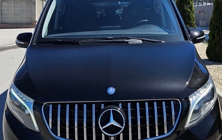 Mercedes-Benz V-Класс, 2014 год, 3 500 000 рублей, 8 фотография