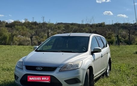 Ford Focus II рестайлинг, 2011 год, 700 000 рублей, 2 фотография