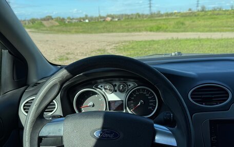 Ford Focus II рестайлинг, 2011 год, 700 000 рублей, 39 фотография