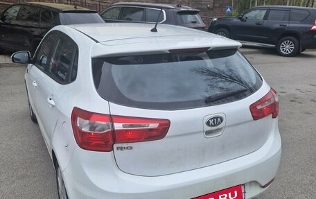 KIA Rio III рестайлинг, 2013 год, 800 000 рублей, 5 фотография