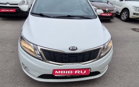 KIA Rio III рестайлинг, 2013 год, 800 000 рублей, 2 фотография