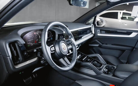 Porsche Cayenne III, 2024 год, 14 240 000 рублей, 7 фотография