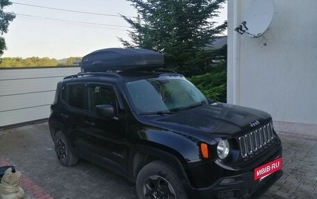 Jeep Renegade I рестайлинг, 2017 год, 1 600 000 рублей, 2 фотография