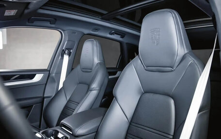 Porsche Cayenne III, 2024 год, 14 240 000 рублей, 11 фотография