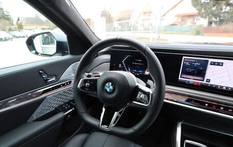 BMW 7 серия, 2025 год, 15 760 000 рублей, 9 фотография