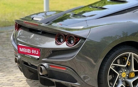 Ferrari F8, 2023 год, 24 800 000 рублей, 15 фотография