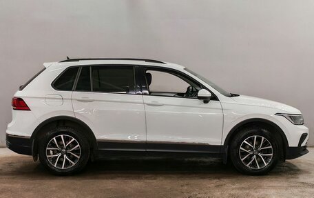 Volkswagen Tiguan II, 2021 год, 2 563 000 рублей, 4 фотография