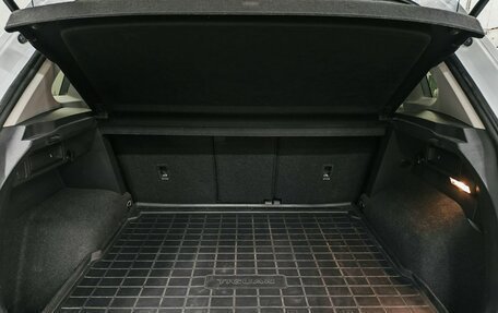 Volkswagen Tiguan II, 2021 год, 2 563 000 рублей, 14 фотография