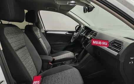 Volkswagen Tiguan II, 2021 год, 2 563 000 рублей, 9 фотография