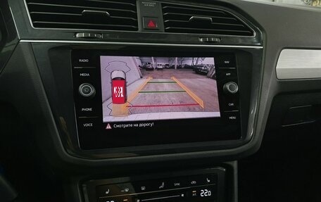 Volkswagen Tiguan II, 2021 год, 2 563 000 рублей, 16 фотография