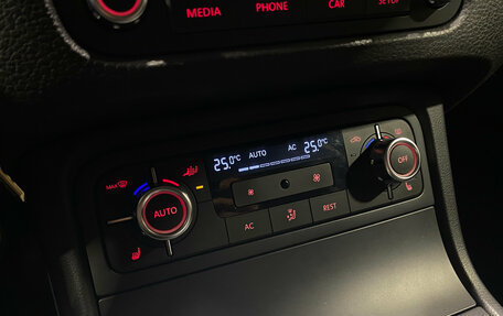 Volkswagen Touareg III, 2011 год, 1 950 000 рублей, 13 фотография