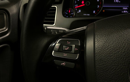 Volkswagen Touareg III, 2011 год, 1 950 000 рублей, 17 фотография