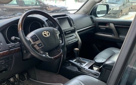 Toyota Land Cruiser 200, 2010 год, 2 600 000 рублей, 10 фотография