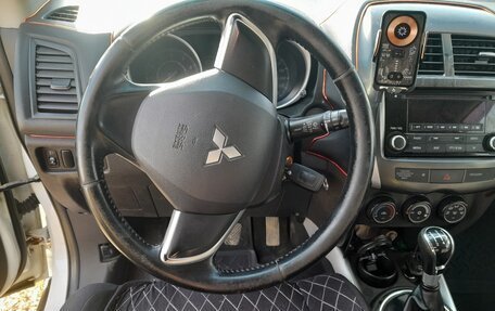 Mitsubishi ASX I рестайлинг, 2013 год, 1 100 000 рублей, 18 фотография