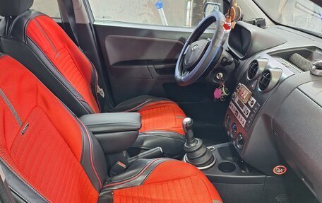 Ford Fusion I, 2004 год, 450 000 рублей, 6 фотография