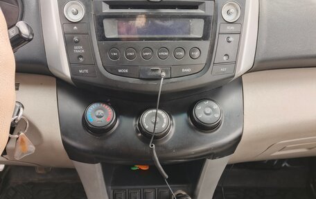 Lifan X60 I рестайлинг, 2013 год, 419 999 рублей, 12 фотография