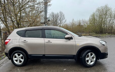 Nissan Qashqai, 2011 год, 1 050 000 рублей, 2 фотография