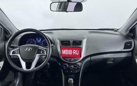 Hyundai Solaris II рестайлинг, 2014 год, 925 000 рублей, 12 фотография