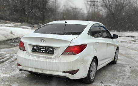 Hyundai Solaris II рестайлинг, 2015 год, 989 000 рублей, 6 фотография