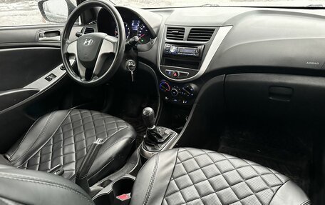 Hyundai Solaris II рестайлинг, 2015 год, 989 000 рублей, 8 фотография