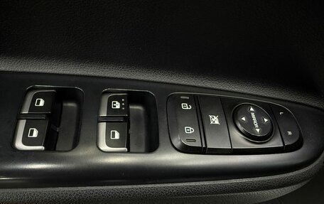 KIA Rio IV, 2018 год, 1 349 777 рублей, 7 фотография