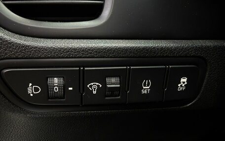 KIA Rio IV, 2018 год, 1 349 777 рублей, 9 фотография