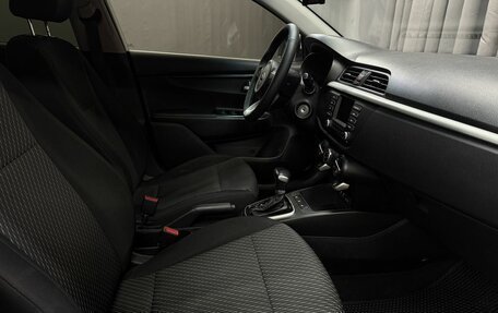 KIA Rio IV, 2018 год, 1 349 777 рублей, 18 фотография