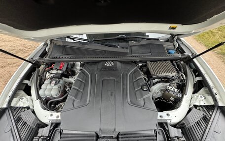 Volkswagen Touareg III, 2018 год, 4 990 000 рублей, 19 фотография