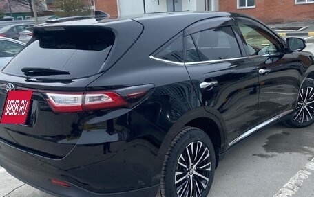 Toyota Harrier, 2019 год, 3 150 000 рублей, 3 фотография