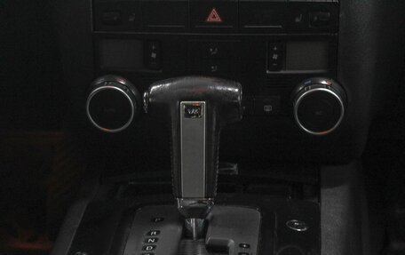 Volkswagen Touareg III, 2005 год, 849 900 рублей, 19 фотография