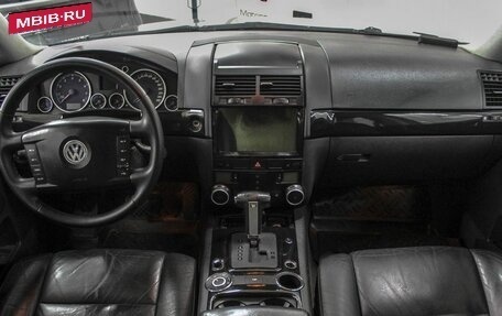 Volkswagen Touareg III, 2005 год, 849 900 рублей, 7 фотография