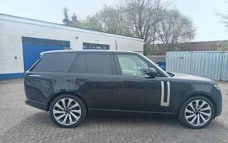 Land Rover Range Rover IV рестайлинг, 2026 год, 24 500 000 рублей, 4 фотография