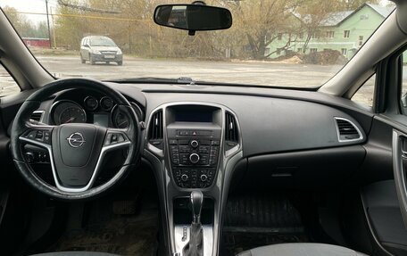 Opel Astra J, 2013 год, 630 000 рублей, 10 фотография